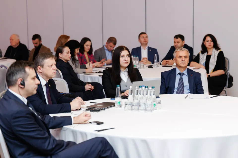 Representatives from the Central Election Commission of Ukraine 